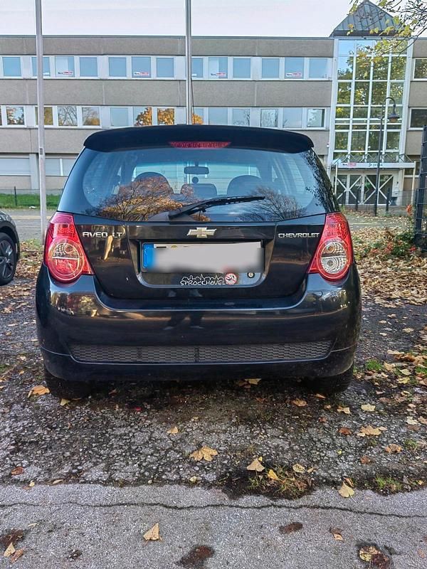 Gebraucht Chevrolet Aveo 101 PS (74 kW) 2011 Schwarz Kleinwagen