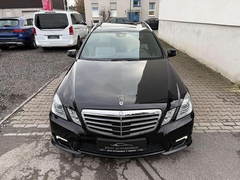 Gebraucht Mercedes E350 AMG 292 PS (214 kW) 2009 Schwarz Kombi