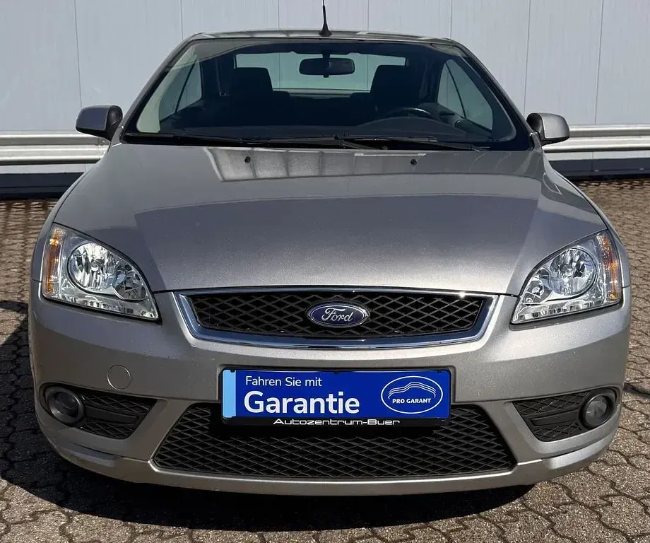 Gebraucht Ford Focus Cabriolet Trend 101 PS (74 kW) 2008 Silber Cabrio