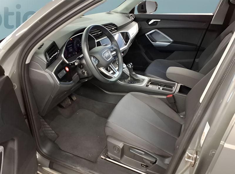 Gebraucht Audi Q3 150 PS (110 kW) 2024 Grau SUV