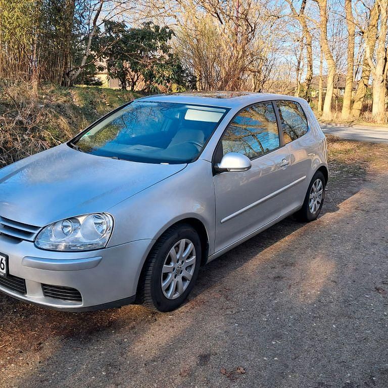 Gebraucht VW Golf V Comfortline 80 PS (58 kW) 2007 Silber Limousine