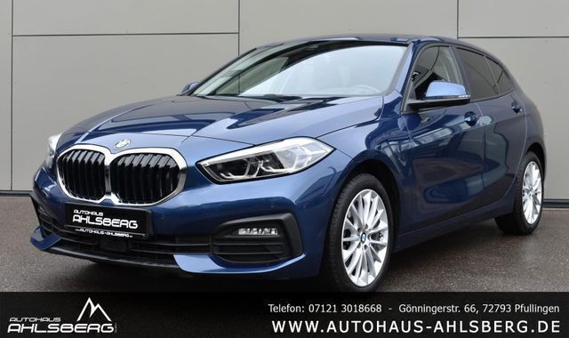 Phytonicblau Gebraucht 2023 BMW 120 Sport Line Kleinwagen | 34.300 € (Teuer) - Bild 1/4