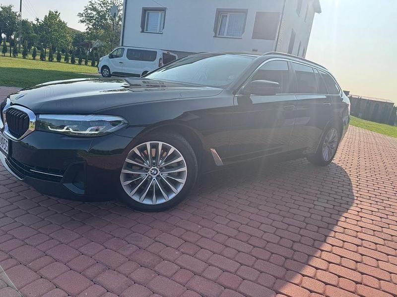 Gebraucht BMW 520 190 PS (139 kW) 2020 Schwarz Kombi