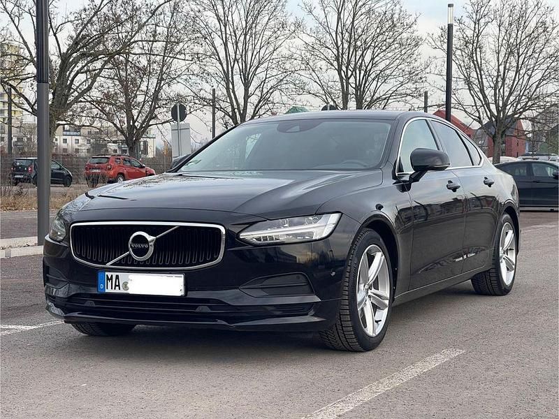 Gebraucht Volvo S90 150 PS (110 kW) 2018 Schwarz Limousine