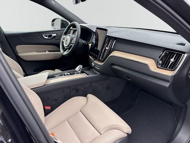 Neu Volvo XC60 Ultra 398 PS (292 kW) 2025 Schwarz SUV
