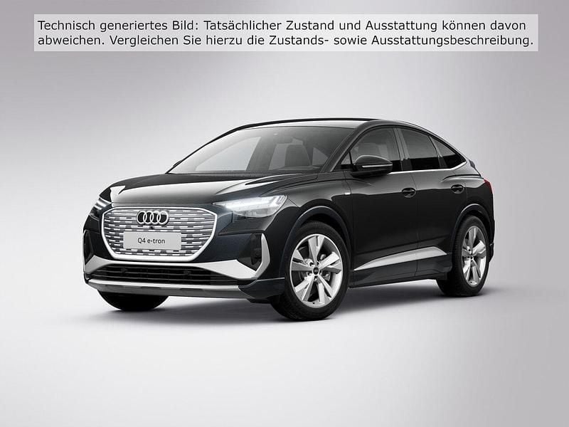 Mythosschwarz metallic (metallic) Gebraucht 2022 Audi Q4 Sportback e-tron Ambiente SUV | 29.880 € (Fairer Preis) - Bild 1/4