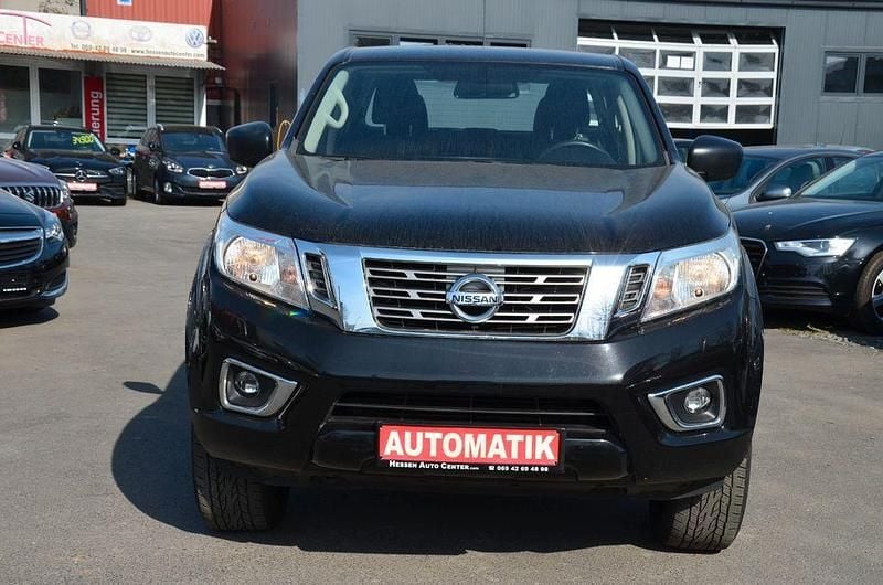 Gebraucht Nissan Navara Acenta 190 PS (139 kW) 2021 Schwarz Pickup