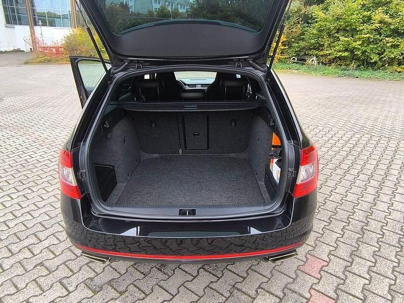 Gebraucht Skoda Octavia RS 220 PS (161 kW) 2016 Schwarz Kleinwagen