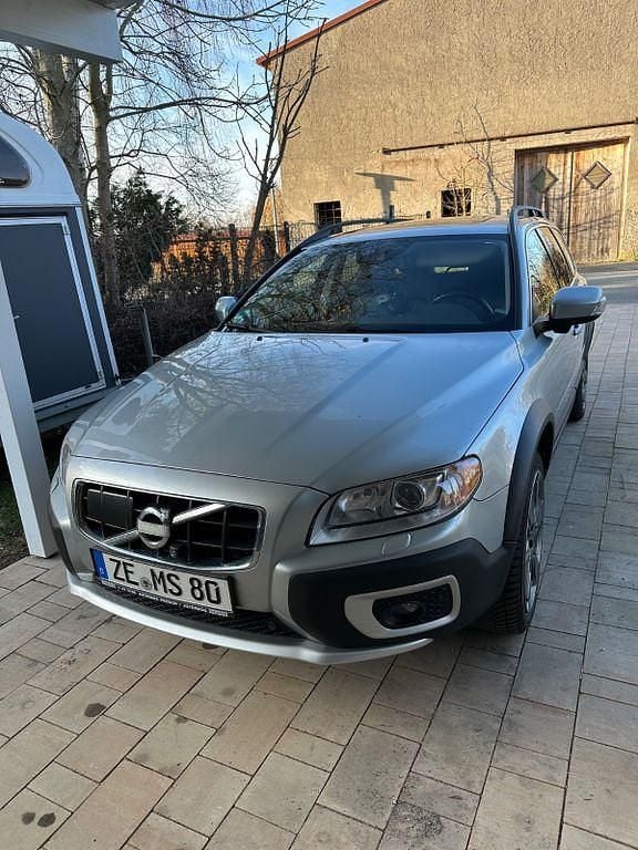 Gebraucht Volvo XC70 Summum 215 PS (158 kW) 2012 Silber Kombi