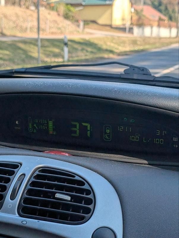 Gebraucht Citroën Xsara 116 PS (85 kW) 2005 Grau Van / Kleinbus