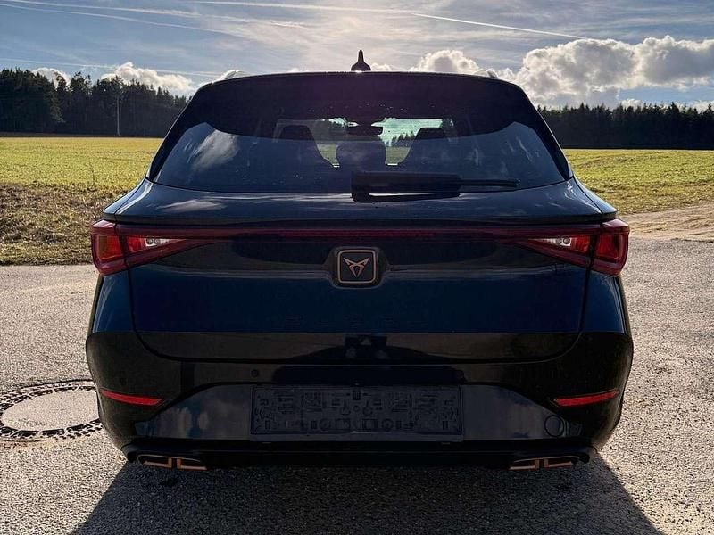 Second-hand Cupra Leon 245 CP (180 kW) 2020 Negru Break