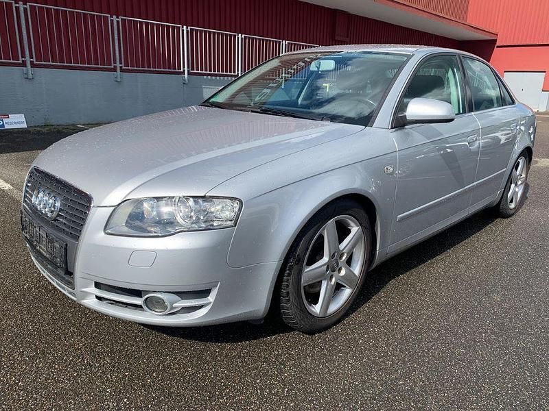 Silber Gebraucht 2007 Audi A4 Performance Limousine | 3.900 € (Guter Preis) - Bild 1/4