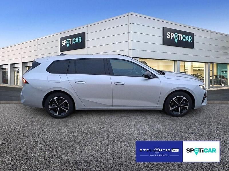 Gebraucht Opel Astra 131 PS (96 kW) 2024 Grau Limousine