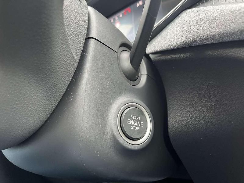 Neu Skoda Kamiq Selection 150 PS (110 kW) 2026 Schwarz SUV