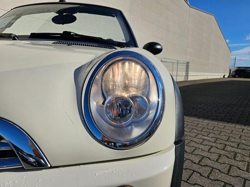 Gebraucht Mini One Cabriolet 90 PS (66 kW) 2007 Weiß Cabrio