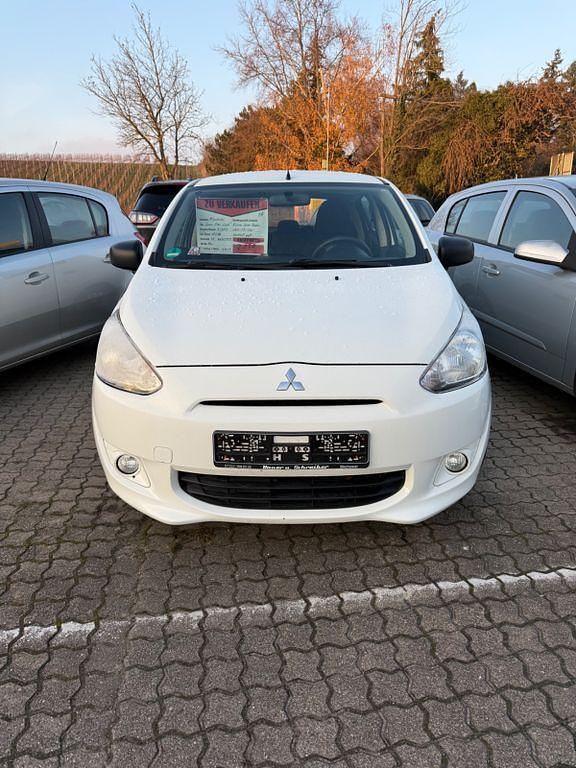 Weiß Gebraucht 2013 Mitsubishi Space Star Limousine | 3.250 € (Fairer Preis) - Bild 1/3