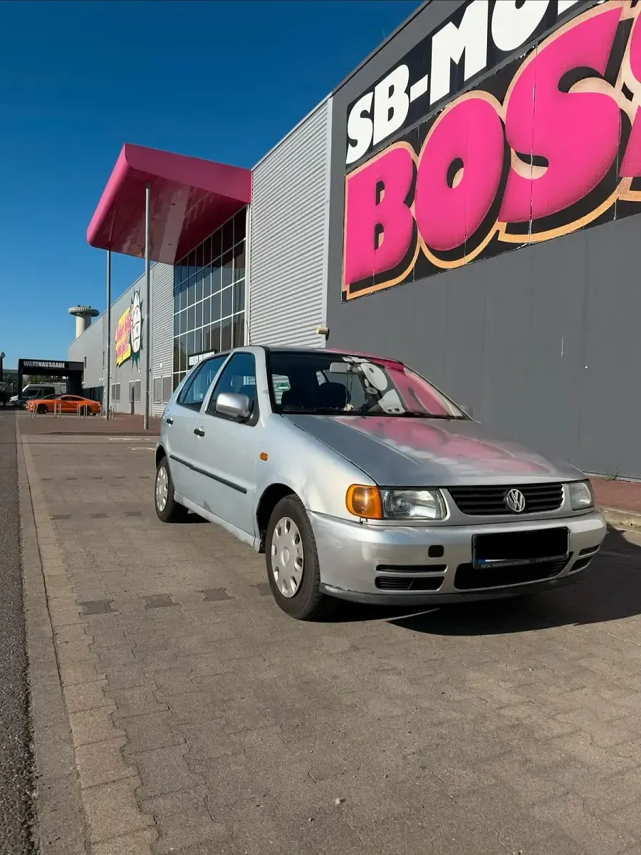 Gebraucht VW Polo 60 PS (44 kW) 1999 Silber Kleinwagen