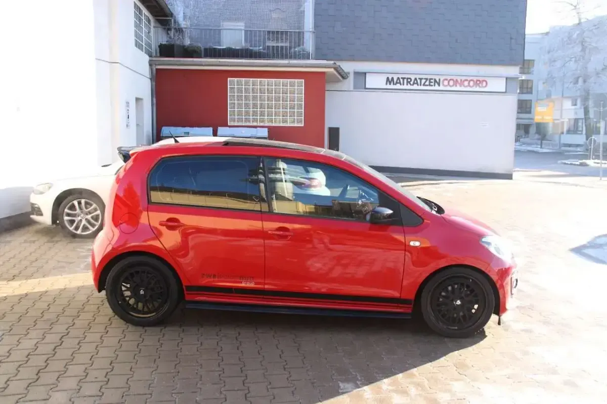 Gebraucht VW up! 75 PS (55 kW) 2013 Rot Kleinwagen