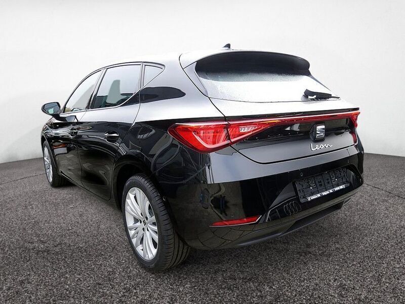 Gebraucht Seat Leon Style 150 PS (110 kW) 2024 Schwarz Limousine
