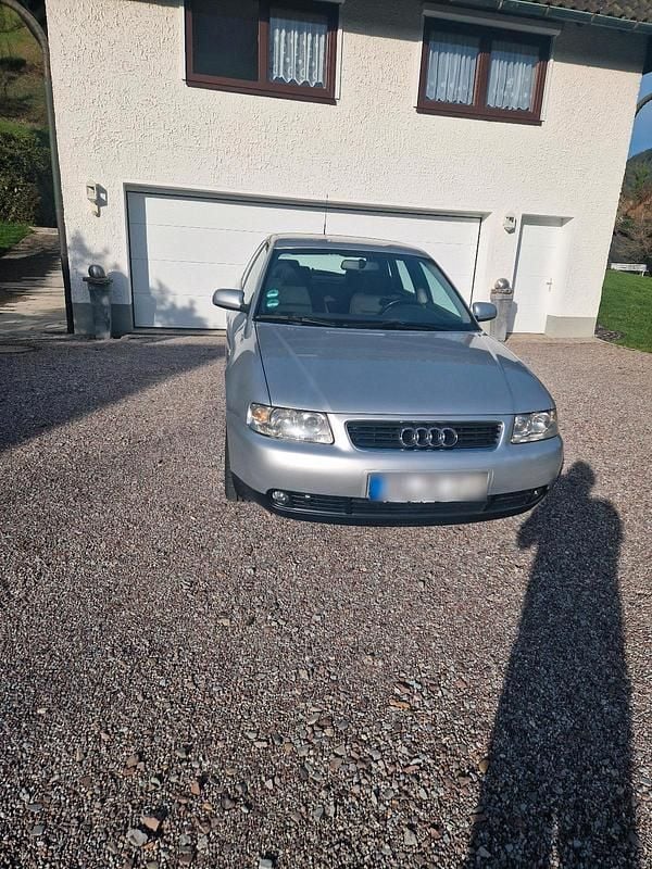 Usata Audi A3 125 CV (91 kW) 2002 Grigio Utilitaria