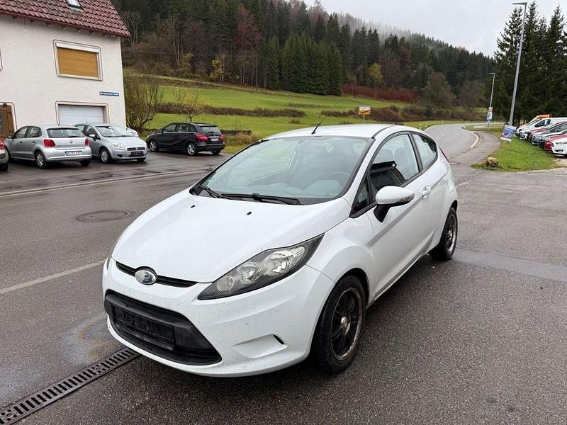 Weiß Gebraucht 2010 Ford Fiesta Kleinwagen | 1.250 € (Superpreis) - Bild 1/4