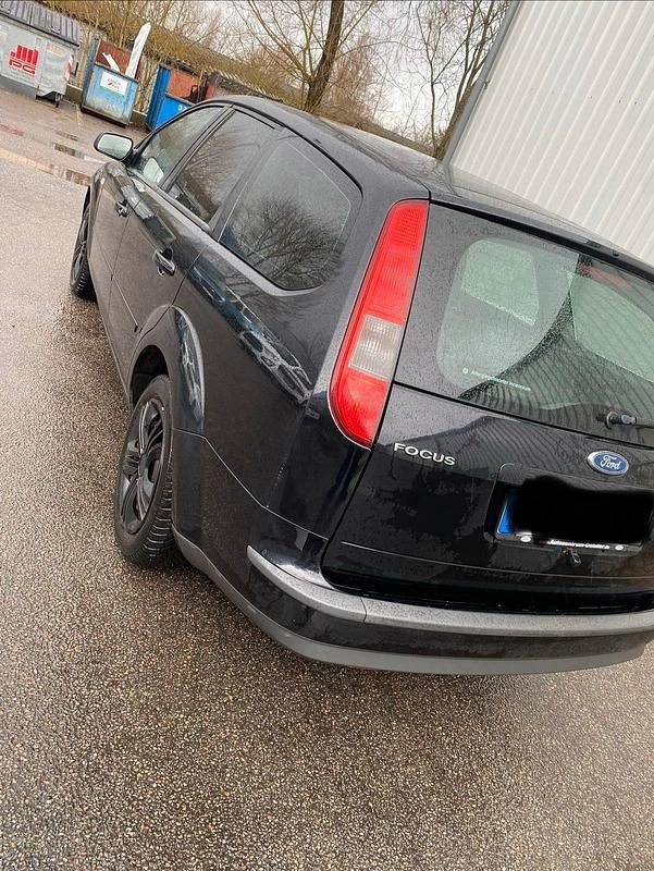 Gebraucht Ford Focus 100 PS (73 kW) 2007 Kombi
