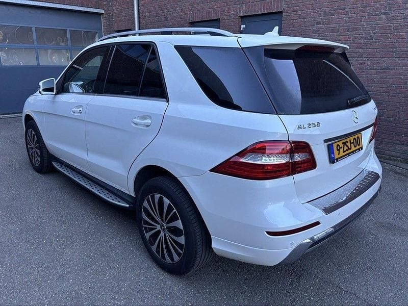 Gebraucht Mercedes ML250 AMG 204 PS (150 kW) 2013 Weiß SUV