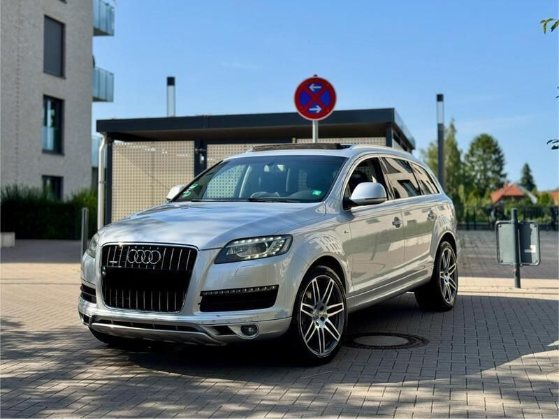 Silber Gebraucht 2011 Audi Q7 Ambiente SUV | 11.750 € (Superpreis) - Bild 1/4