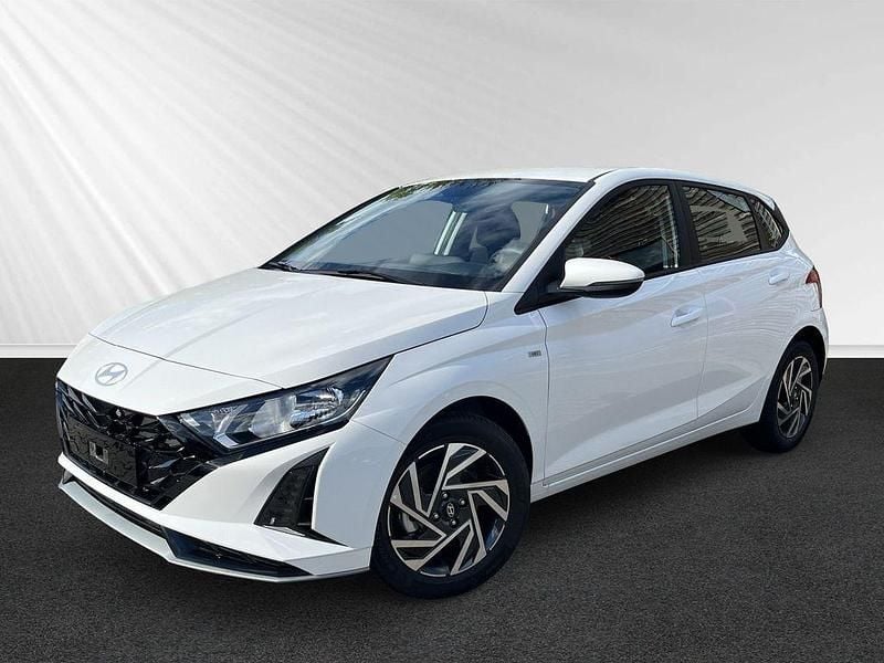 Weiß Neu 2025 Hyundai i20 Comfort Limousine | 17.680 € (Superpreis) - Bild 1/4