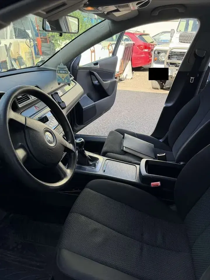 Gebraucht VW Passat Trendline 140 PS (102 kW) 2008 Grau Kombi