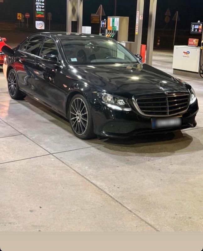 Gebraucht Mercedes E200 150 PS (110 kW) 2018 Schwarz Limousine