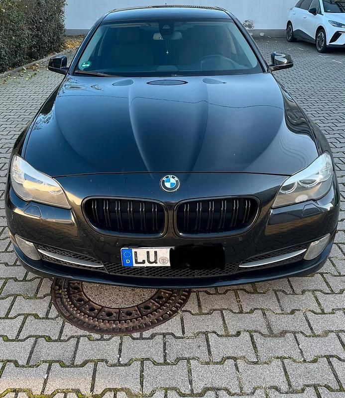 Gebraucht BMW 525 218 PS (160 kW) 2013 Schwarz Limousine