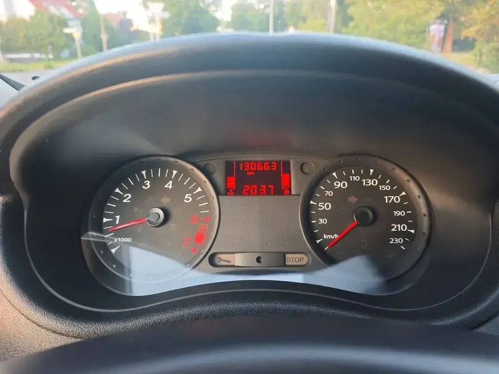 Gebraucht Renault Clio 75 PS (55 kW) 2012 Rot Kleinwagen