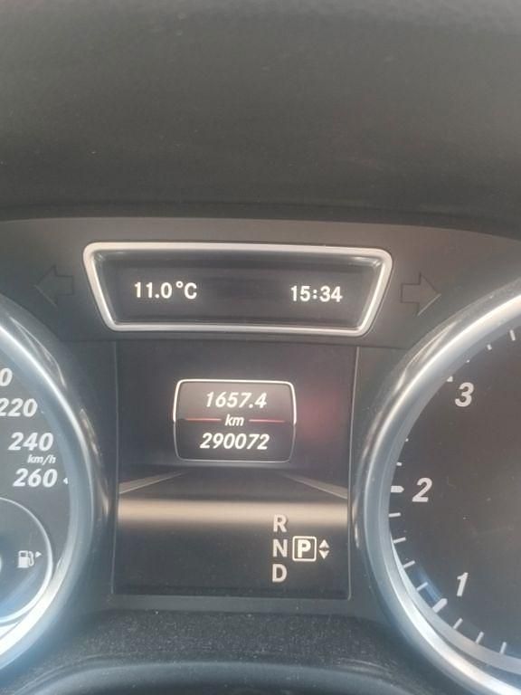 Gebraucht Mercedes ML350 258 PS (189 kW) 2013 Schwarz SUV