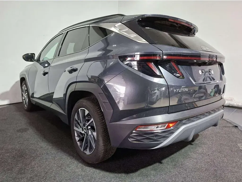 Gebraucht Hyundai Tucson 116 PS (85 kW) 2023 Grau SUV
