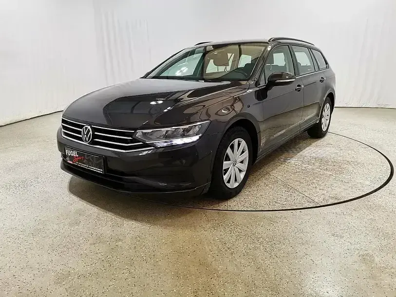 Usata VW Passat 150 CV (110 kW) 2022 Grigio Station wagon