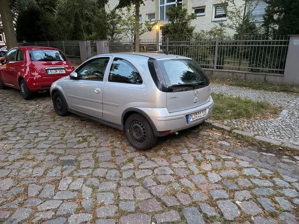 Gebraucht Opel Corsa 80 PS (58 kW) 2005 Grau Kleinwagen