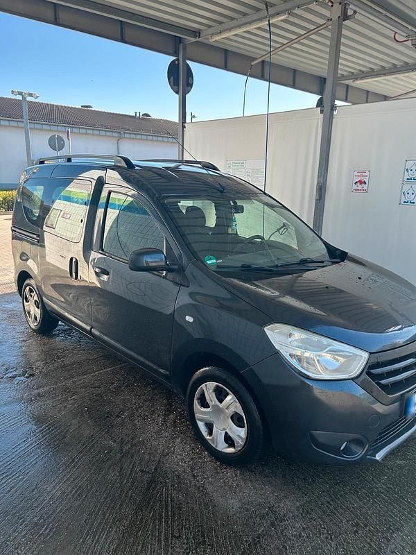 Gebraucht Dacia Dokker 86 PS (63 kW) 2014 Grau Van / Kleinbus