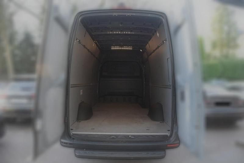 Gebraucht Mercedes Sprinter 170 PS (125 kW) 2023 Grau Van