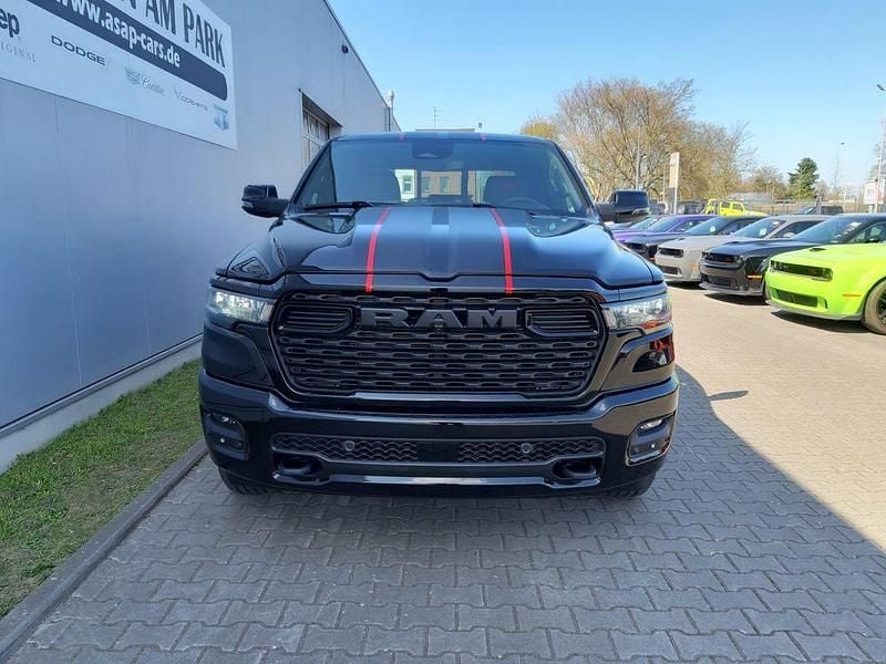 Neu Dodge Ram 426 PS (313 kW) 2025 Diamond black (perleffekt) Pickup