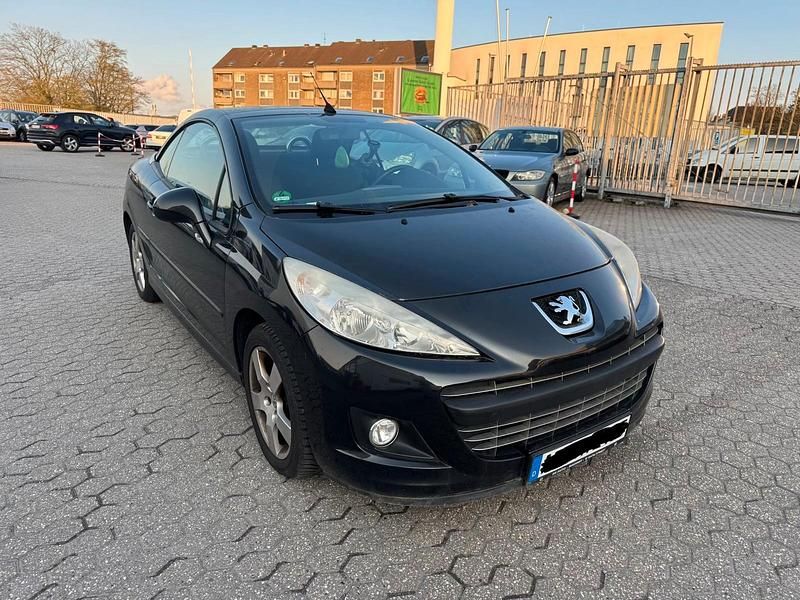 Gebraucht Peugeot 207 CC 120 PS (88 kW) 2012 Schwarz Cabrio