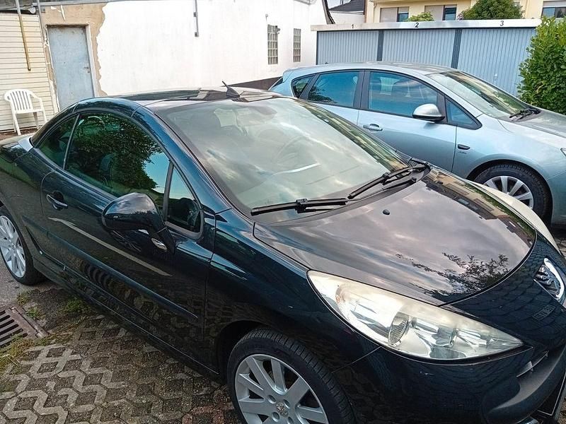 Schwarz Gebraucht 2008 Peugeot 207 CC Sport Cabrio | 3.950 € (Fairer Preis) - Bild 1/4