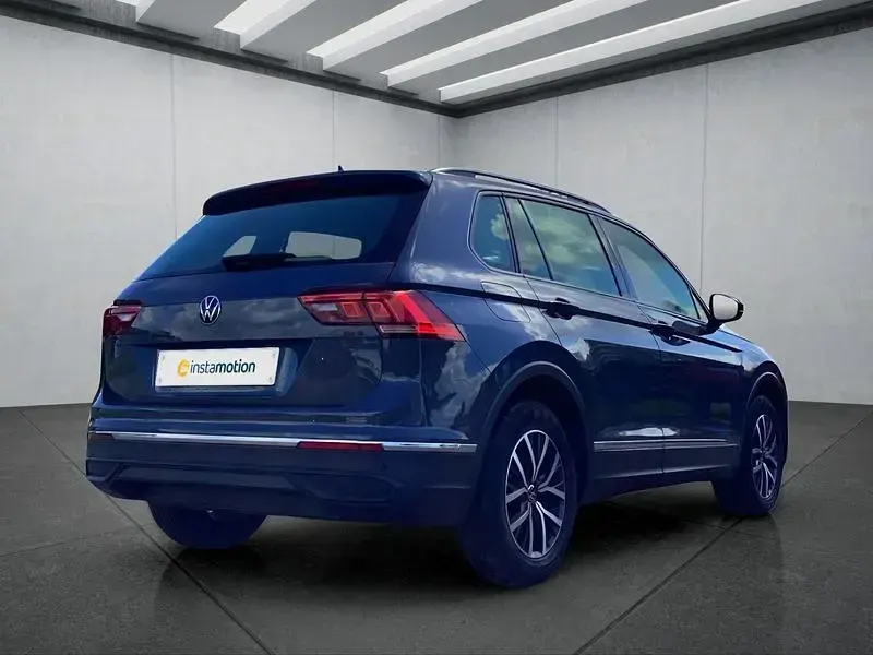 Gebraucht VW Tiguan 150 PS (110 kW) 2023 Grau SUV