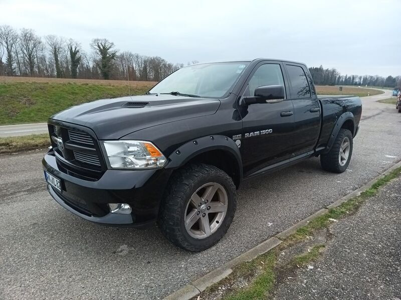 Schwarz Gebraucht 2012 Dodge Ram Abholung | 29.500 € - Bild 1/4