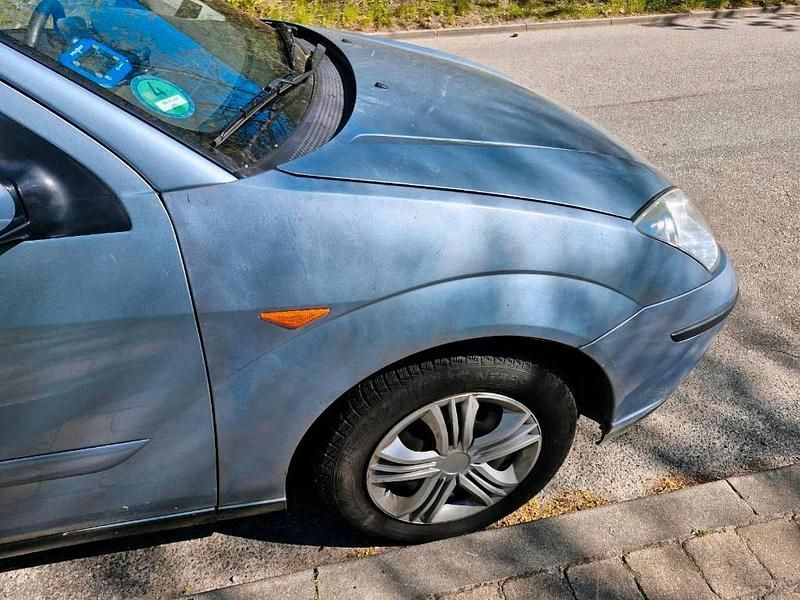 Usata Ford Focus 100 CV (73 kW) 2004 Blu Station wagon