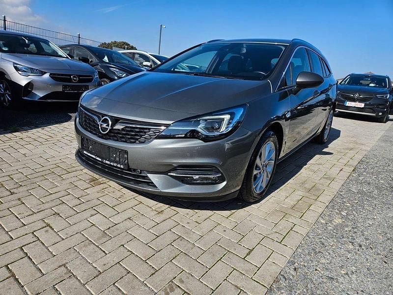 You drive me crazy Gebraucht 2021 Opel Astra Elegance Kombi | 11.950 € (Fairer Preis) - Bild 1/4