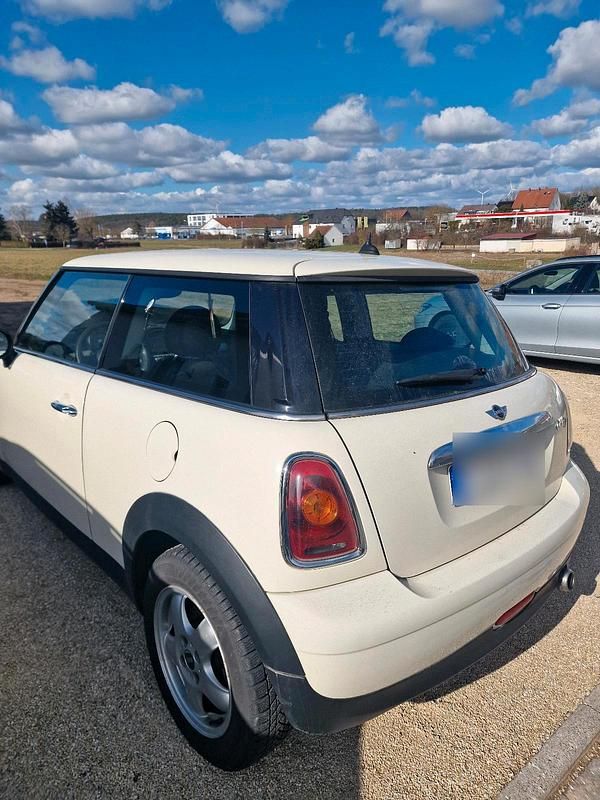 Gebraucht Mini Cooper 90 PS (66 kW) 2010 Kleinwagen