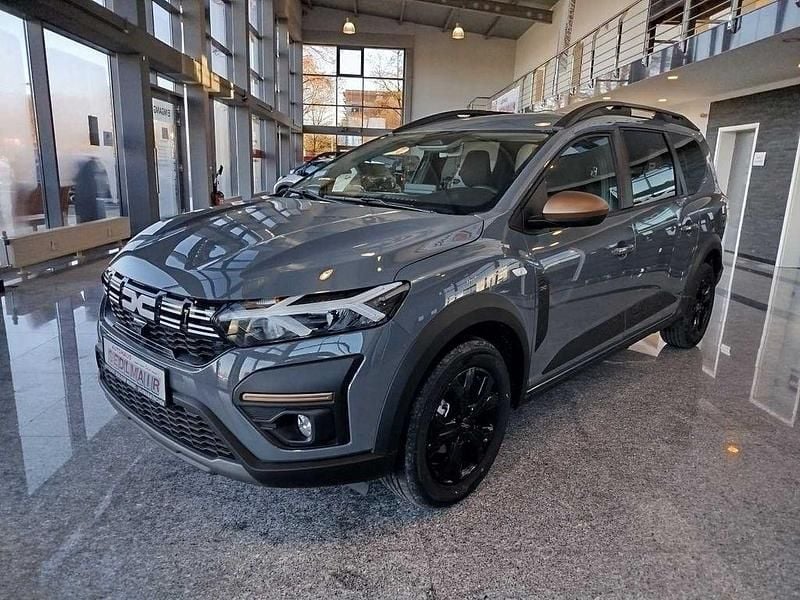 Schiefergrau Neu 2025 Dacia Jogger Extreme Van / Kleinbus | 20.870 € (Guter Preis) - Bild 1/4