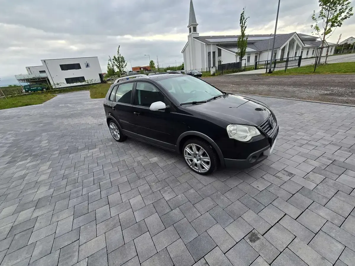 Gebraucht VW Polo Cross 105 PS (77 kW) 2008 Black magic perleffekt Kleinwagen