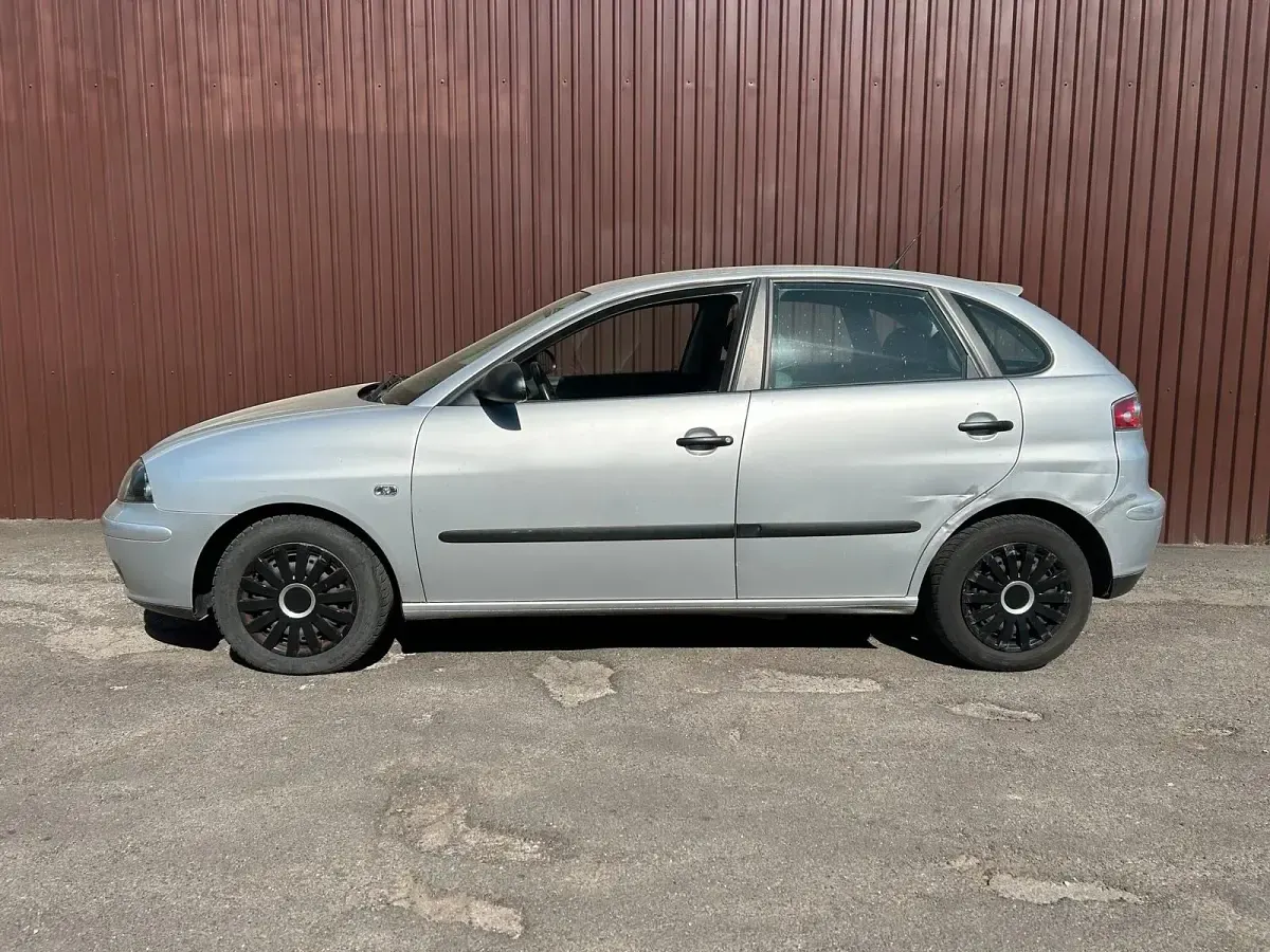 Gebraucht Seat Ibiza 75 PS (55 kW) 2002 Grau Kleinwagen